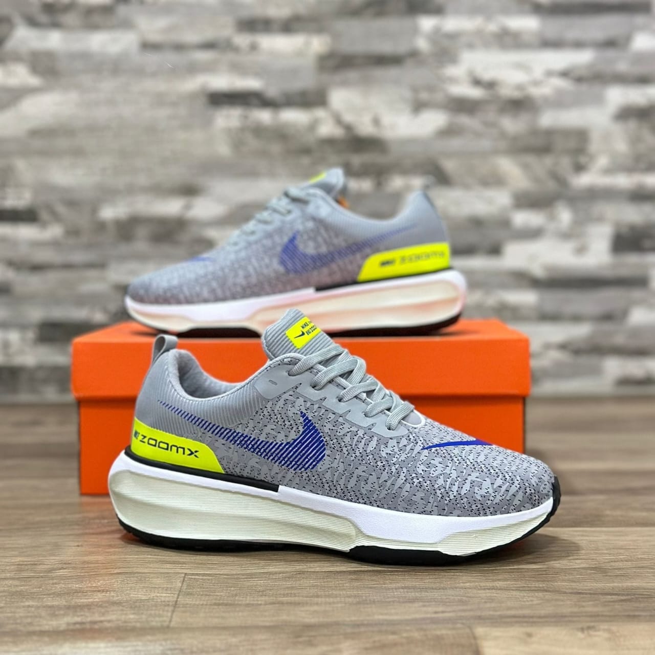 NIKE ZOOMX INVICIBLE