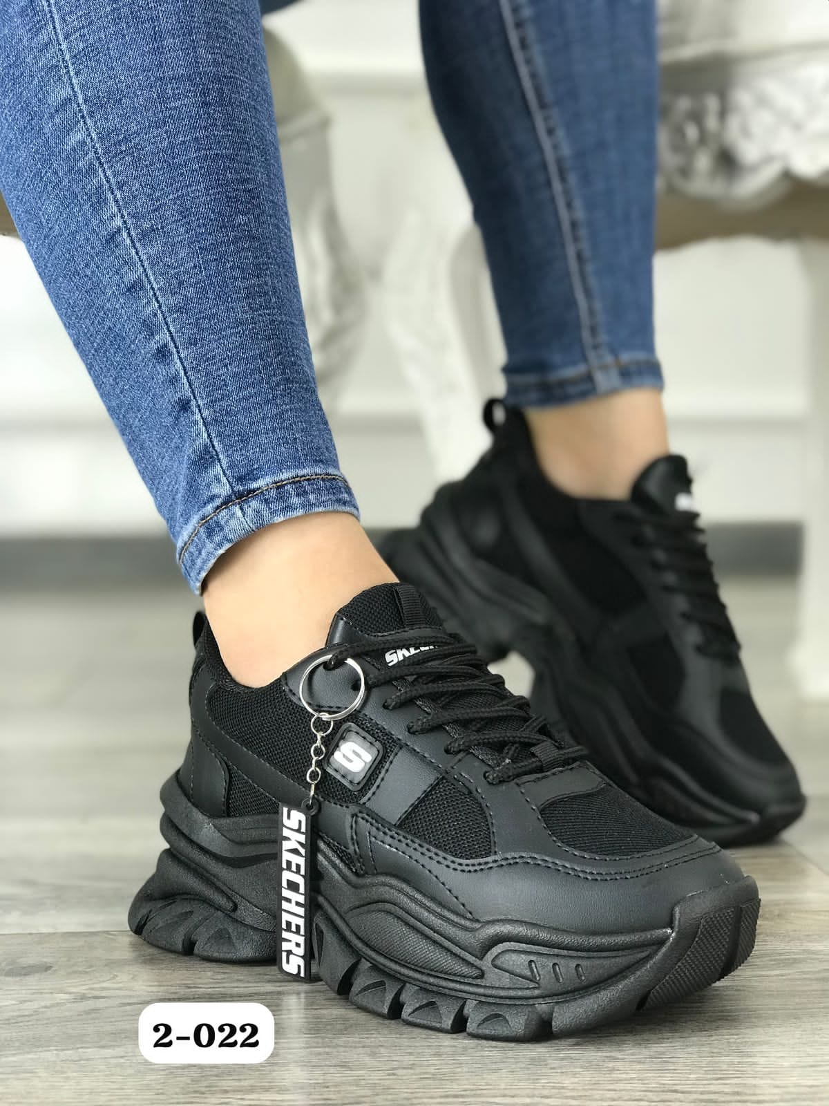 Tenis Skechers Plataforma Dama